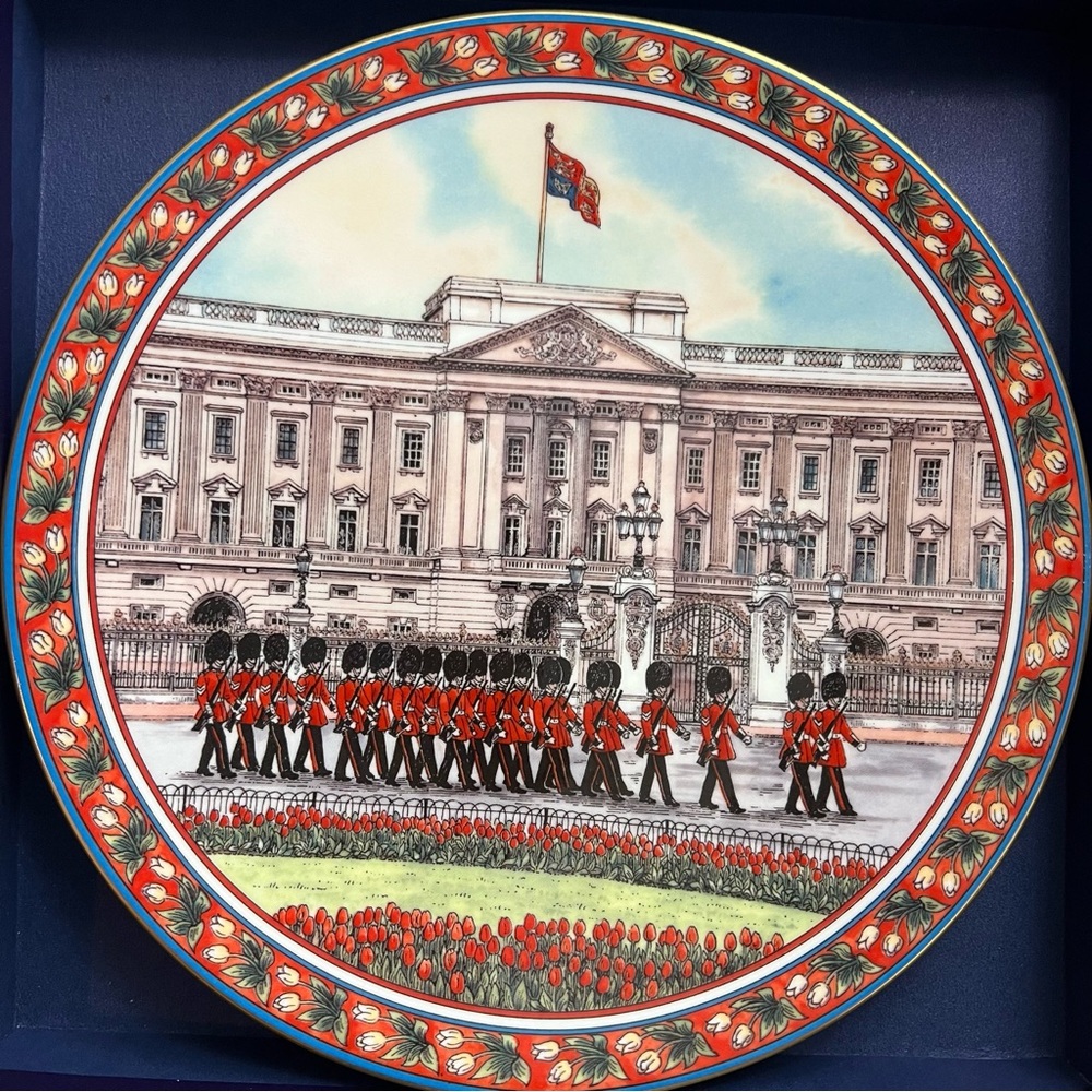 Royal Worcester Red and Blue 8” Dinner Plate